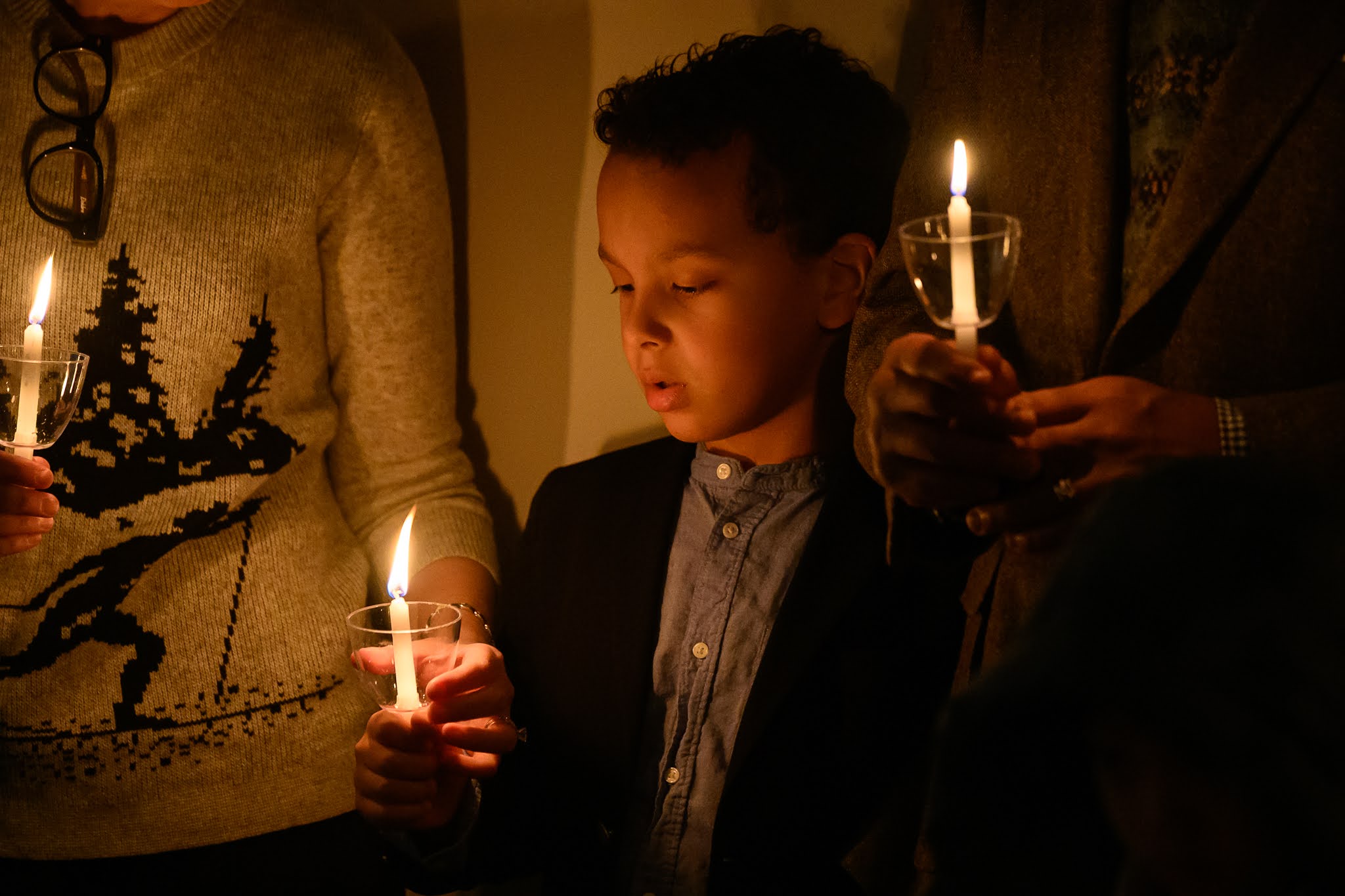 Christmas Eve candlelight service photo